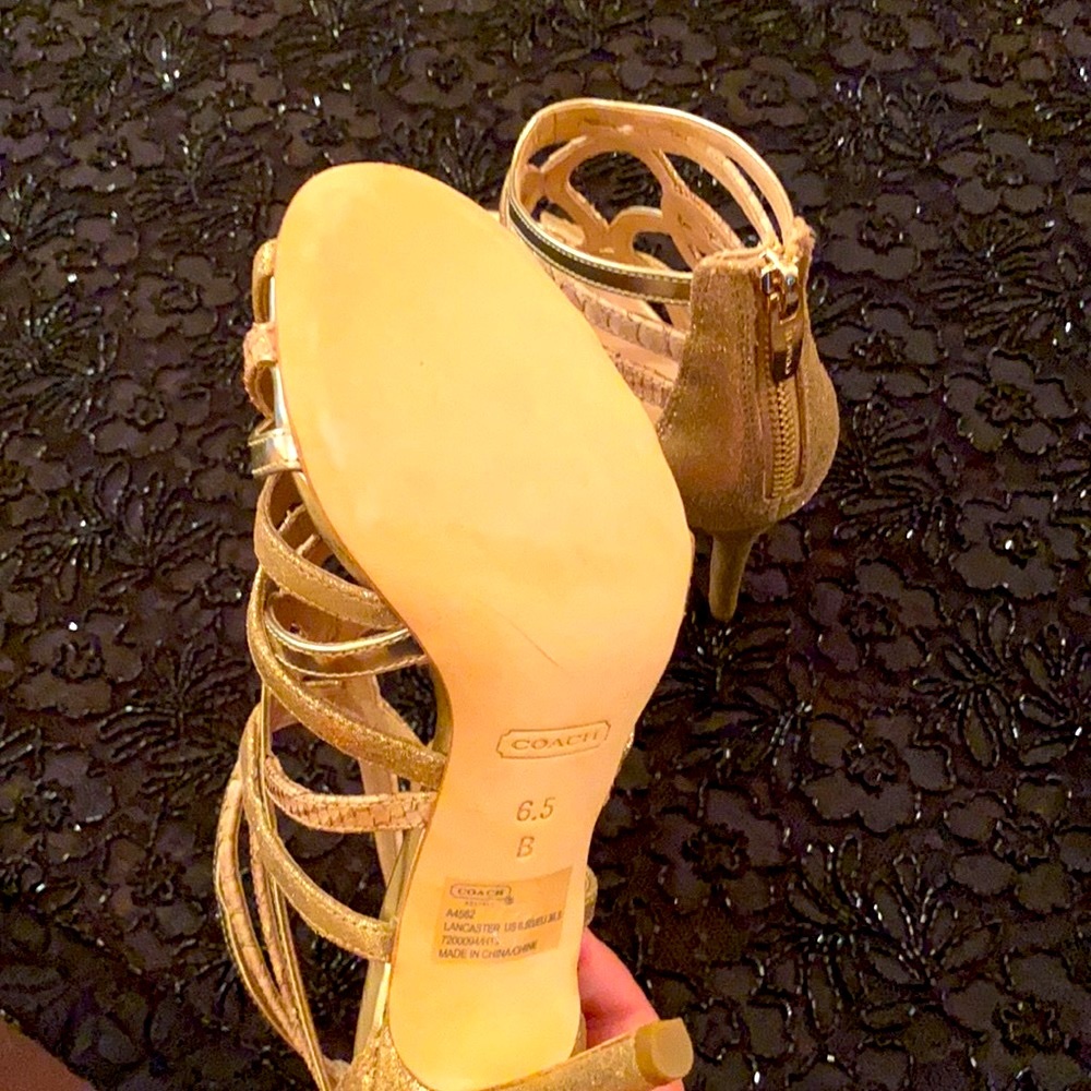 Coach “Lancaster Dust” Gold Heels 🔥 - Picture 6 of 8